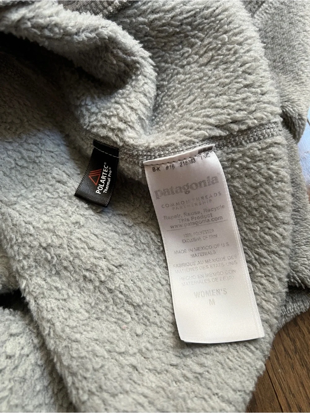 Patagonia Gray and purple fleece 1/4 snap fleece sweatshirt women’s medium